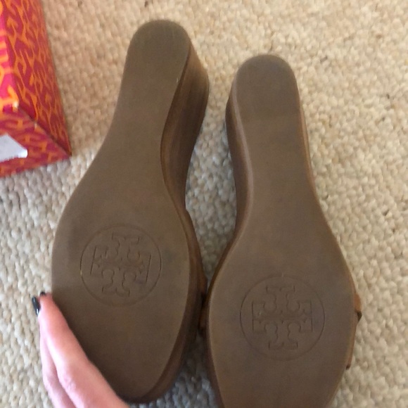 Tory Burch Patti mid wedge - Picture 3 of 4